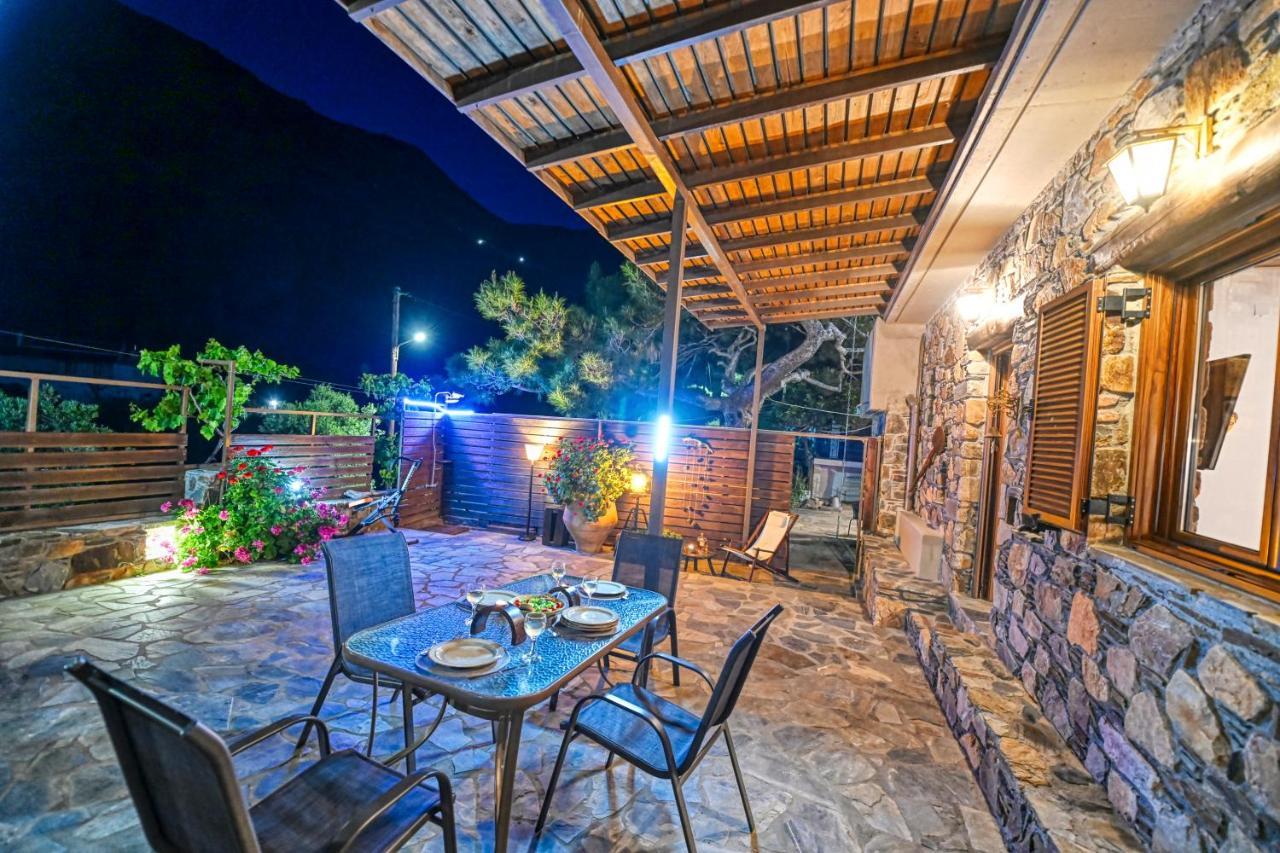 "Pefkopetro" Traditional House Keramotí Kültér fotó