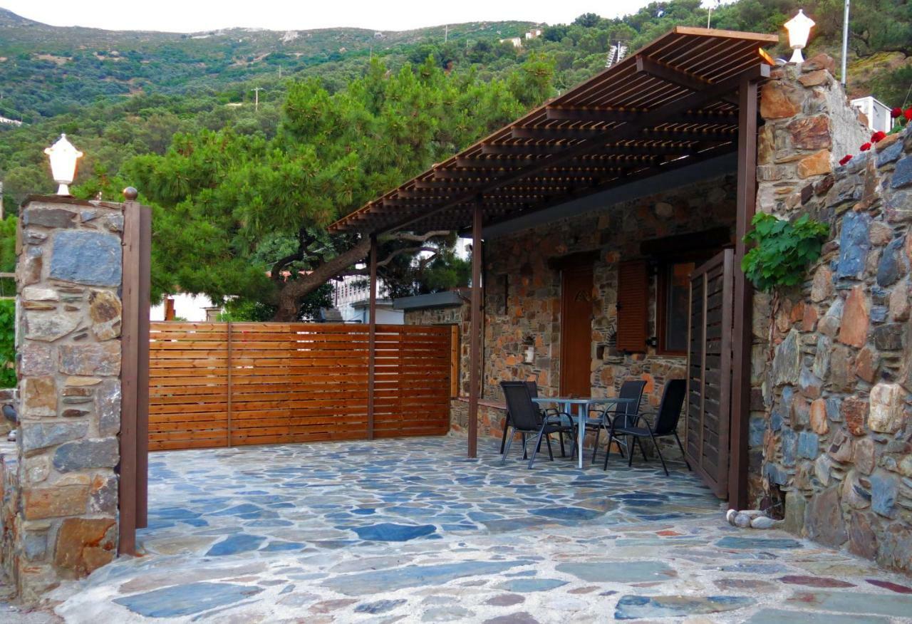"Pefkopetro" Traditional House Keramotí Kültér fotó