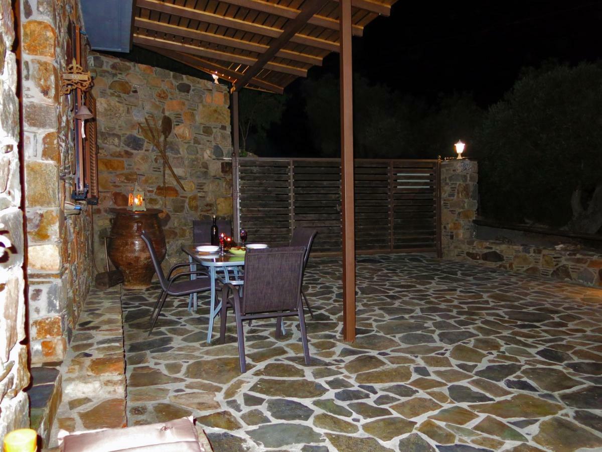 "Pefkopetro" Traditional House Keramotí Kültér fotó